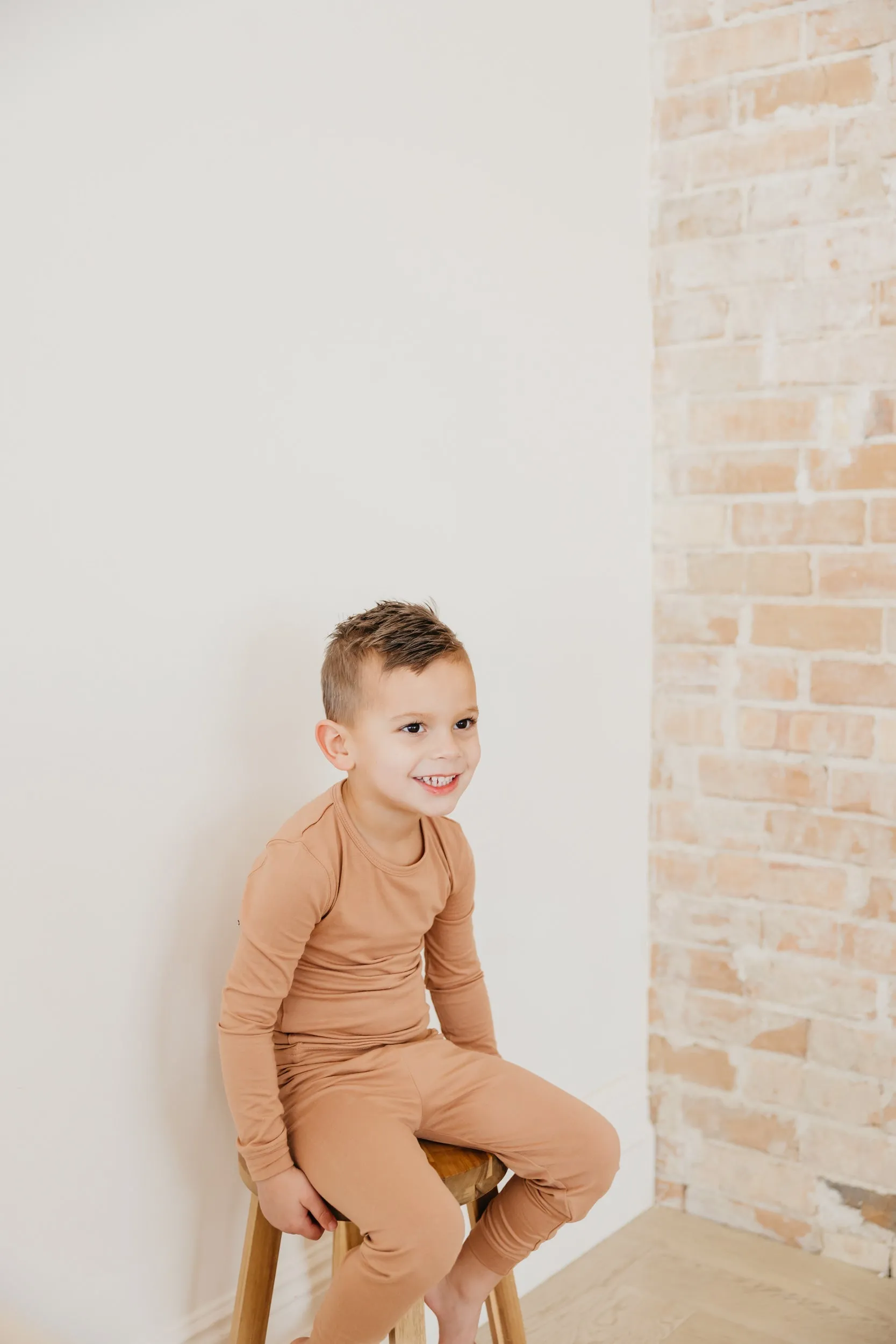 Copper Pearl 2-Piece Long Sleeve Pajama Set | Pecan