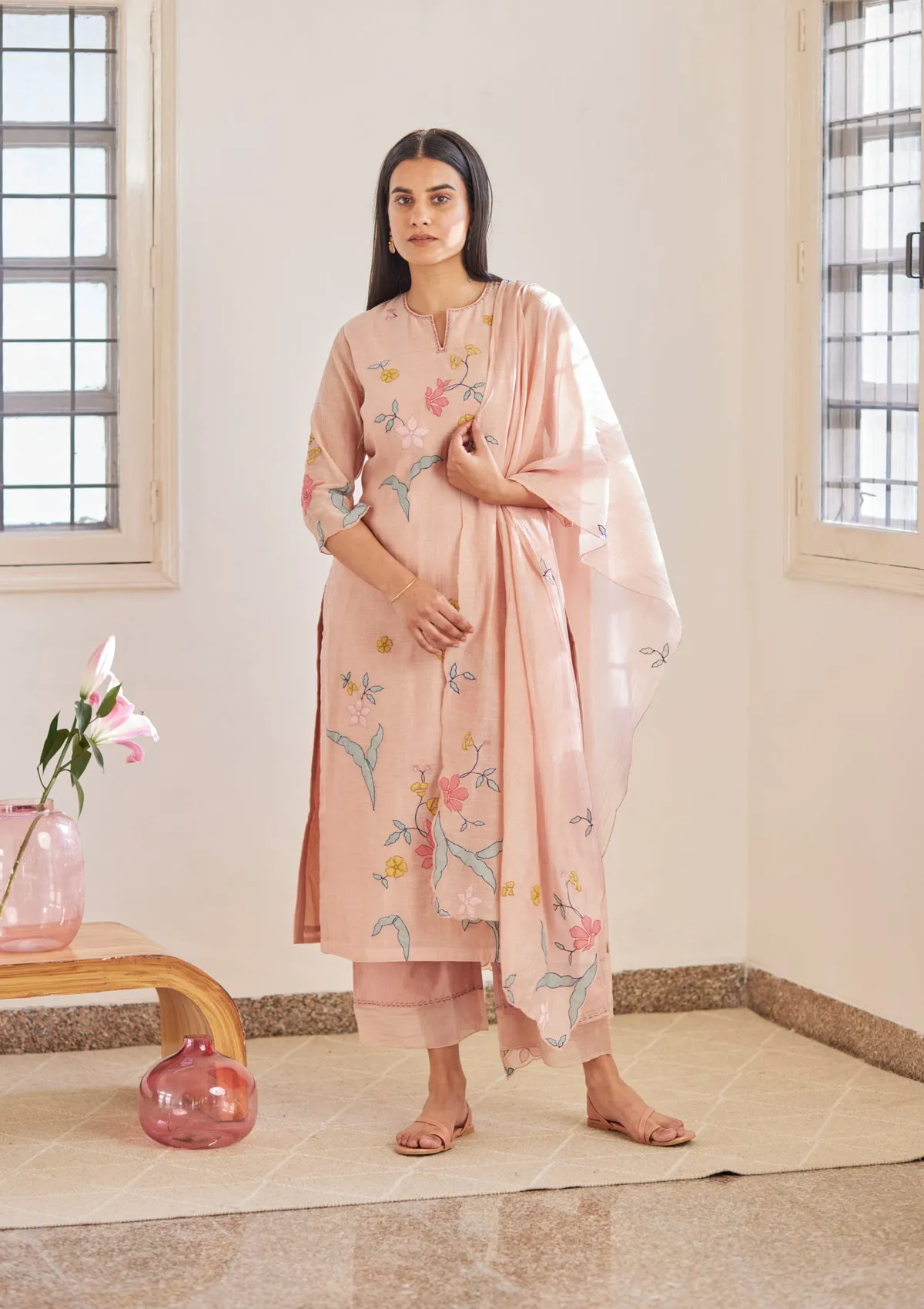 Hibiscus Floral Applique Kurta Set