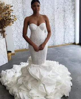 Mermaid Wedding Gown With circular Trail